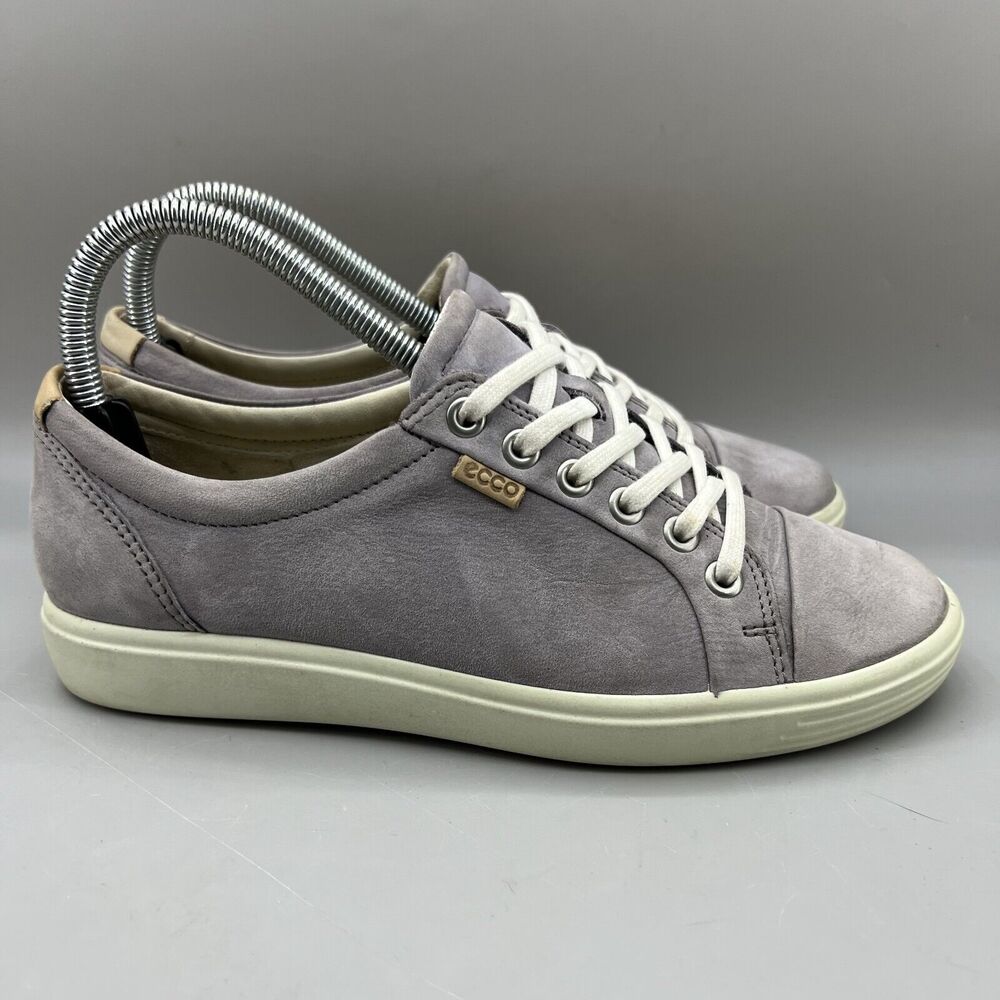 Ecco Women's Gray Flats